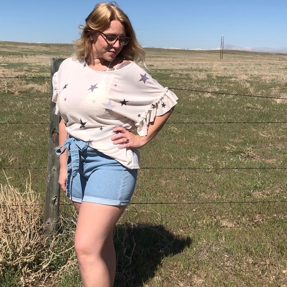 Denim Paperbag Shorts - Picture 4 of 4